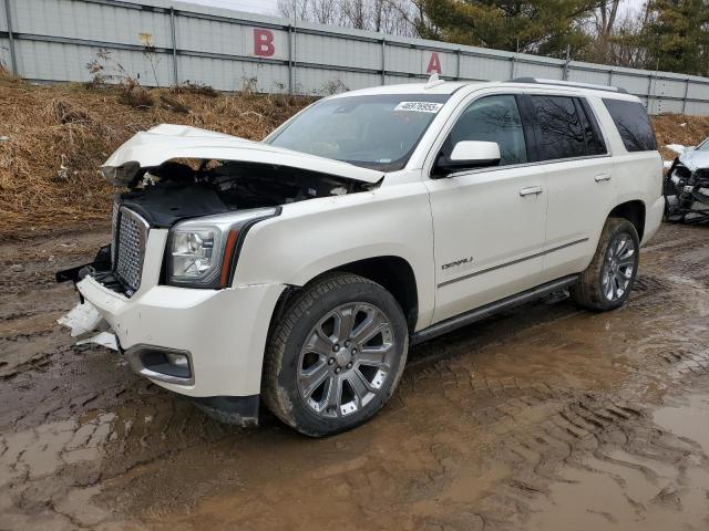 Паркетники GMC YUKON 2015 Білий