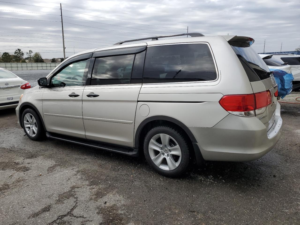 2008 Honda Odyssey - Image 2