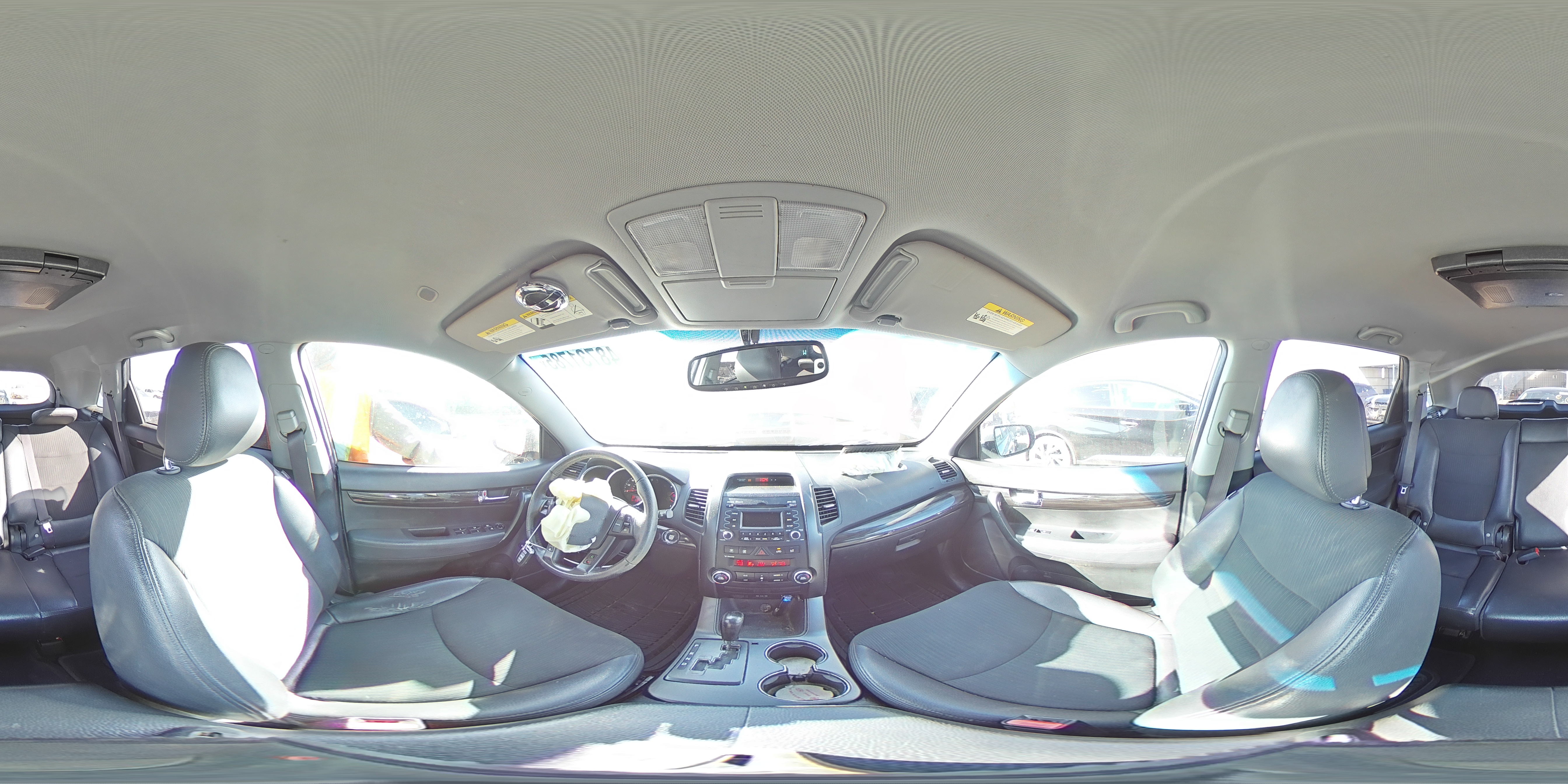 2011 Kia Sorento - Image 14
