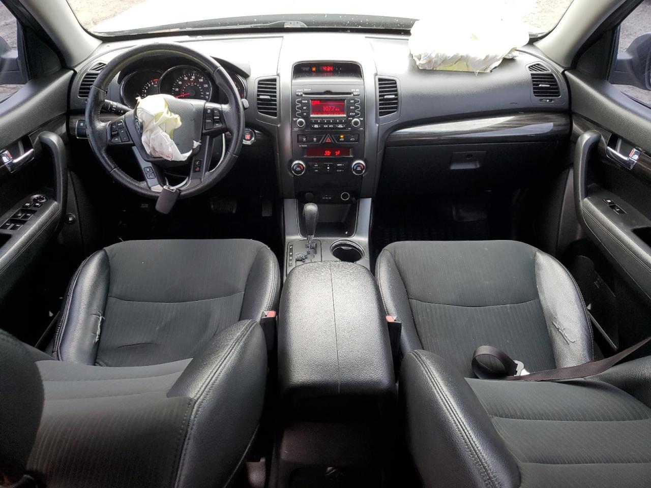 2011 Kia Sorento - Image 8