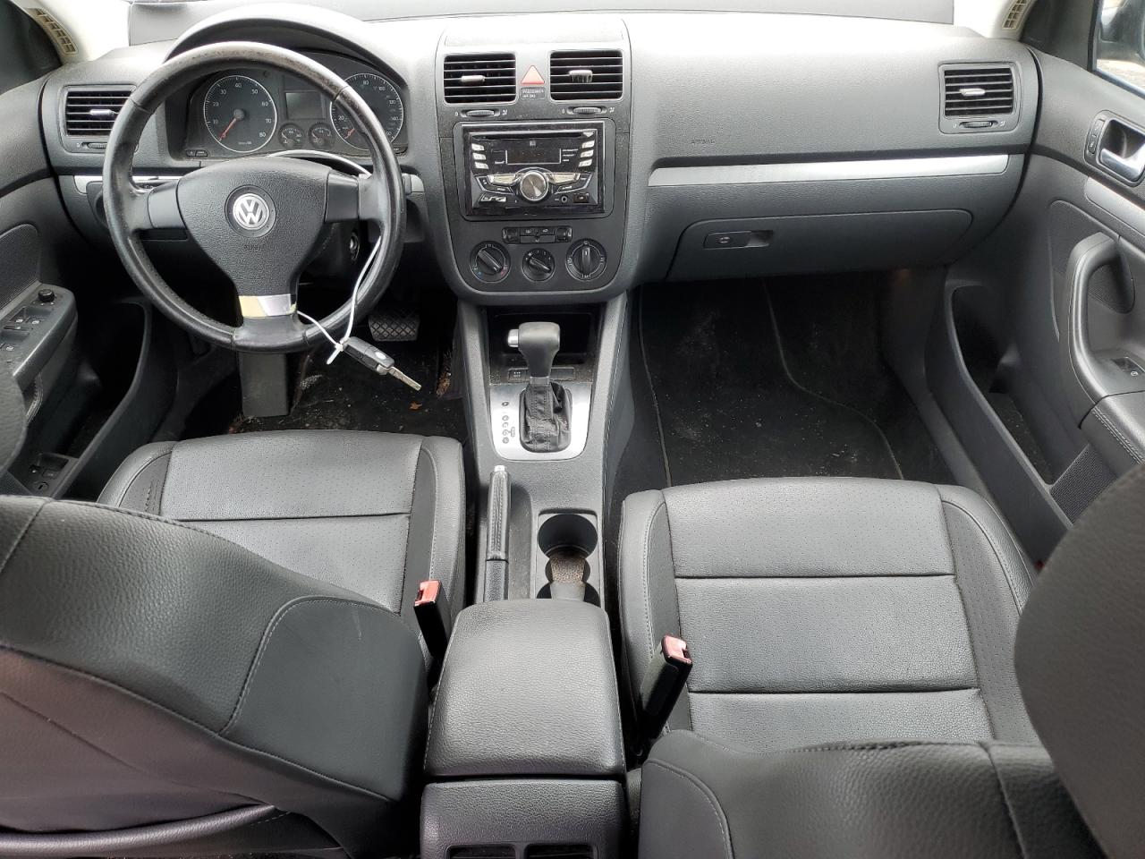 2008 Volkswagen Jetta - Image 8