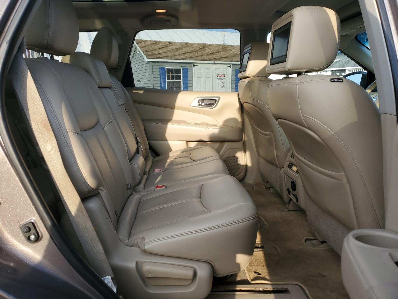 2014 Nissan Pathfinder - Image 11