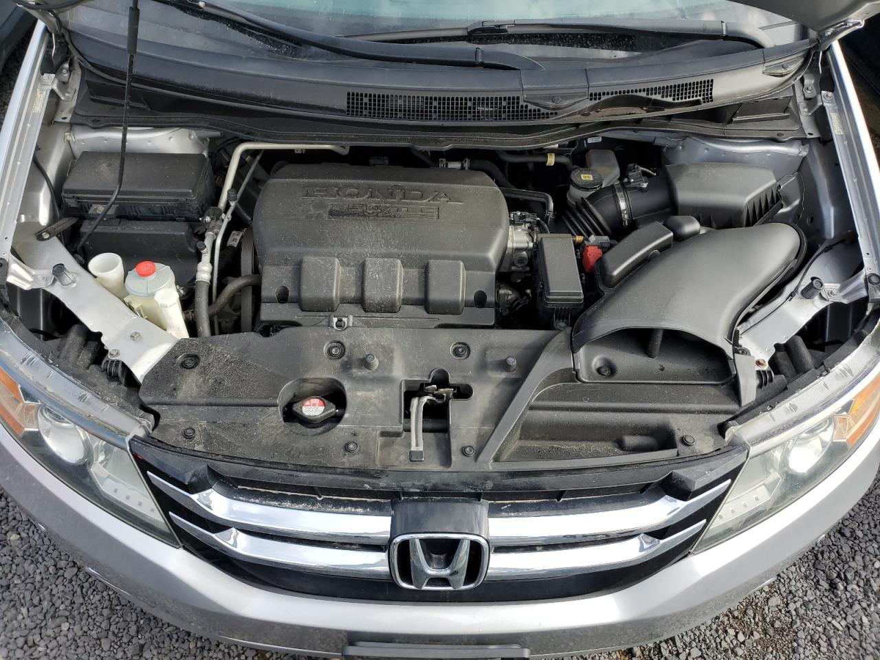 2014 Honda Odyssey - Image 11