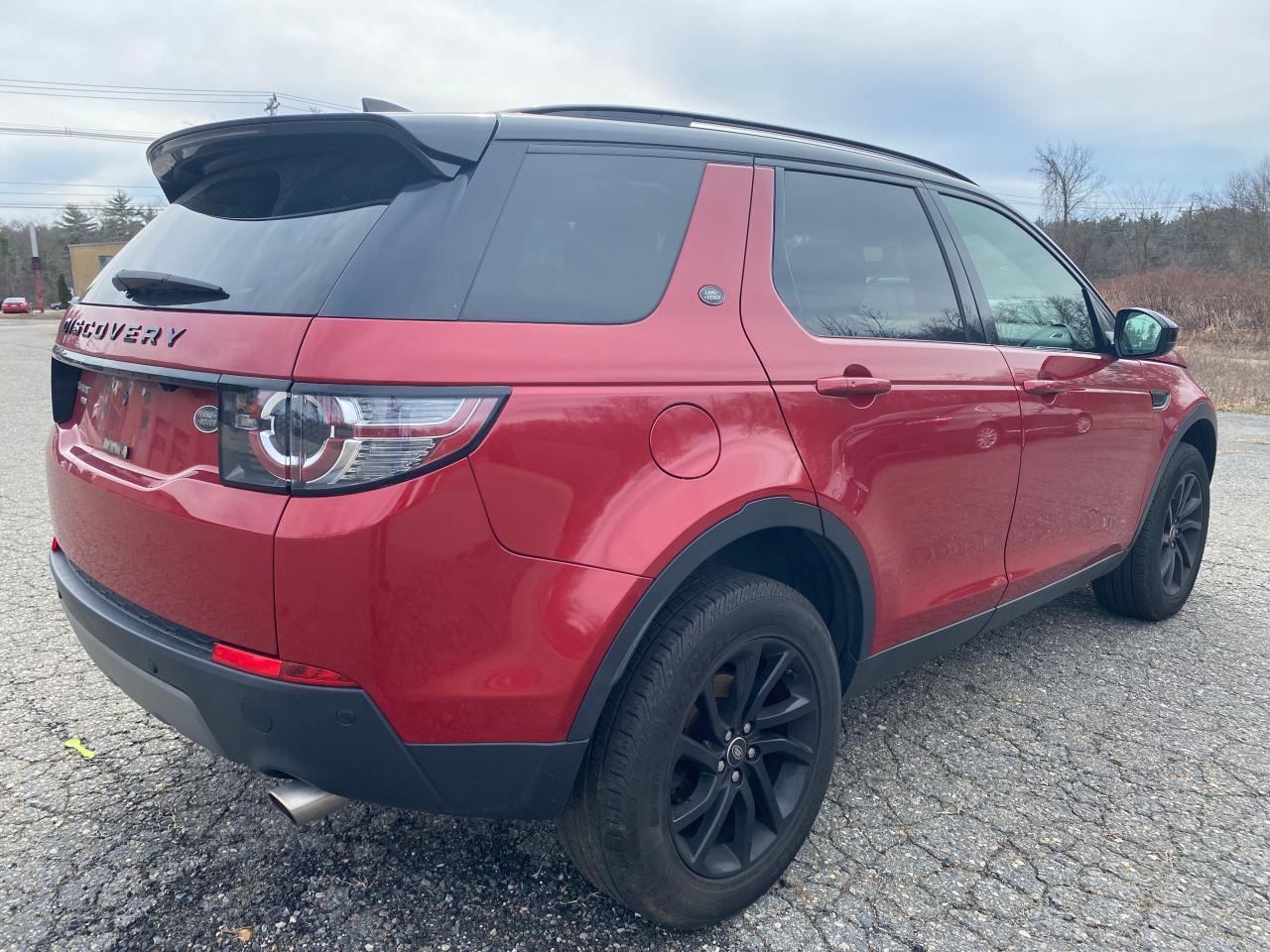 2018 Land Rover Discovery - Image 4