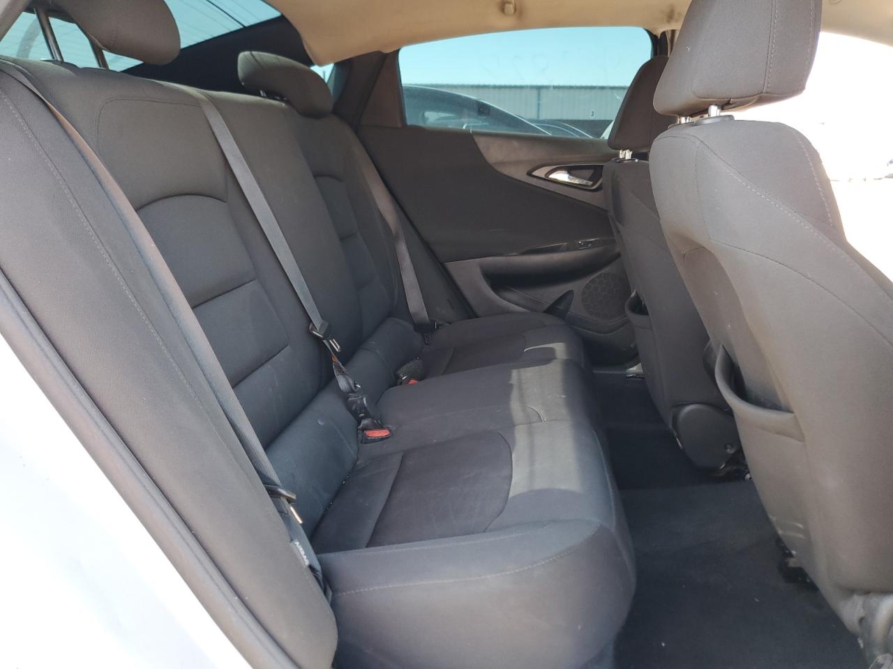 2021 Chevrolet Malibu - Image 10