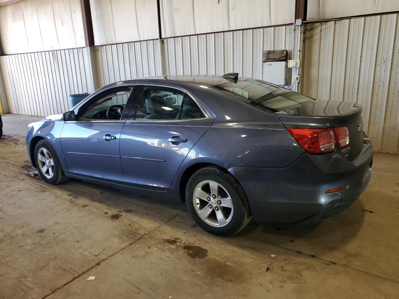 2015 Chevrolet Malibu - Image 2