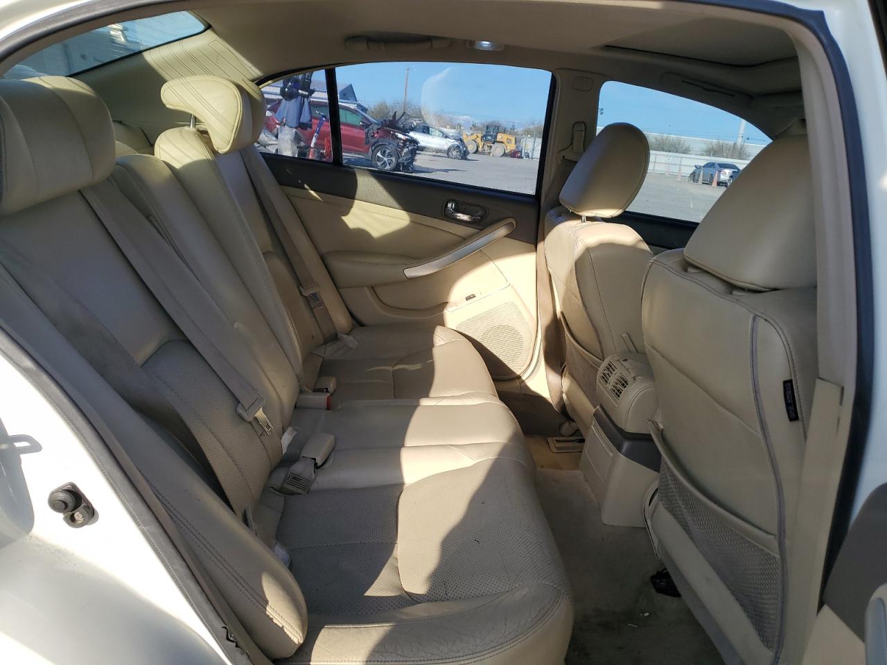 2005 Infiniti G - Image 10