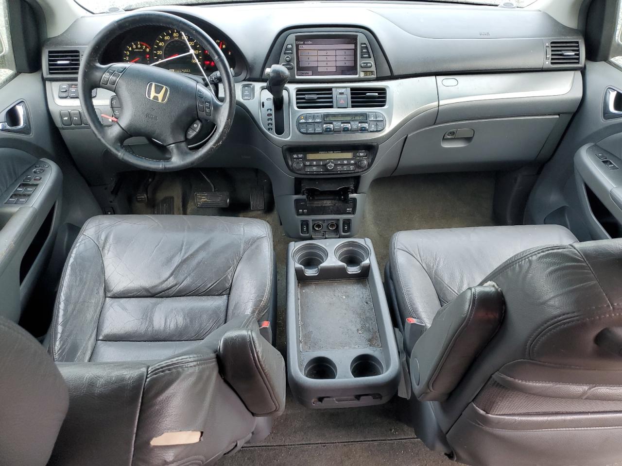 2006 Honda Odyssey Touring VIN: 5FNRL38816B077044 Lot: 49911495