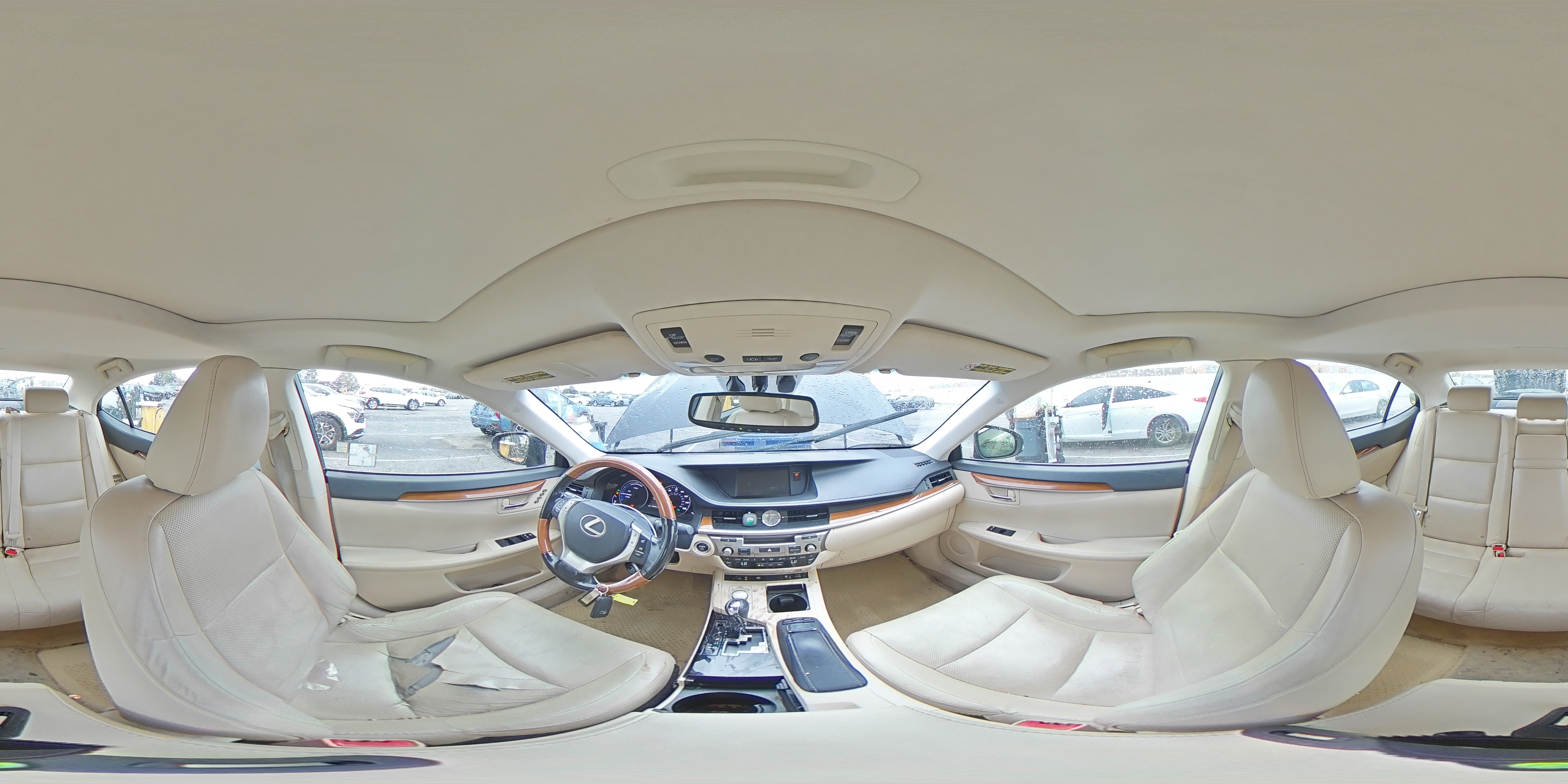 2015 Lexus ES - Image 12