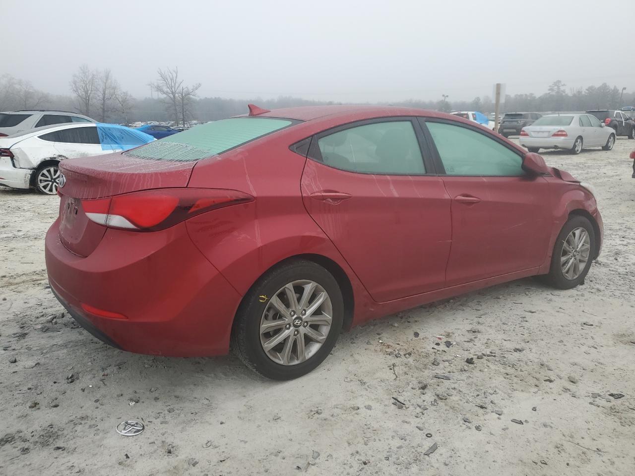 2015 Hyundai Elantra - Image 3