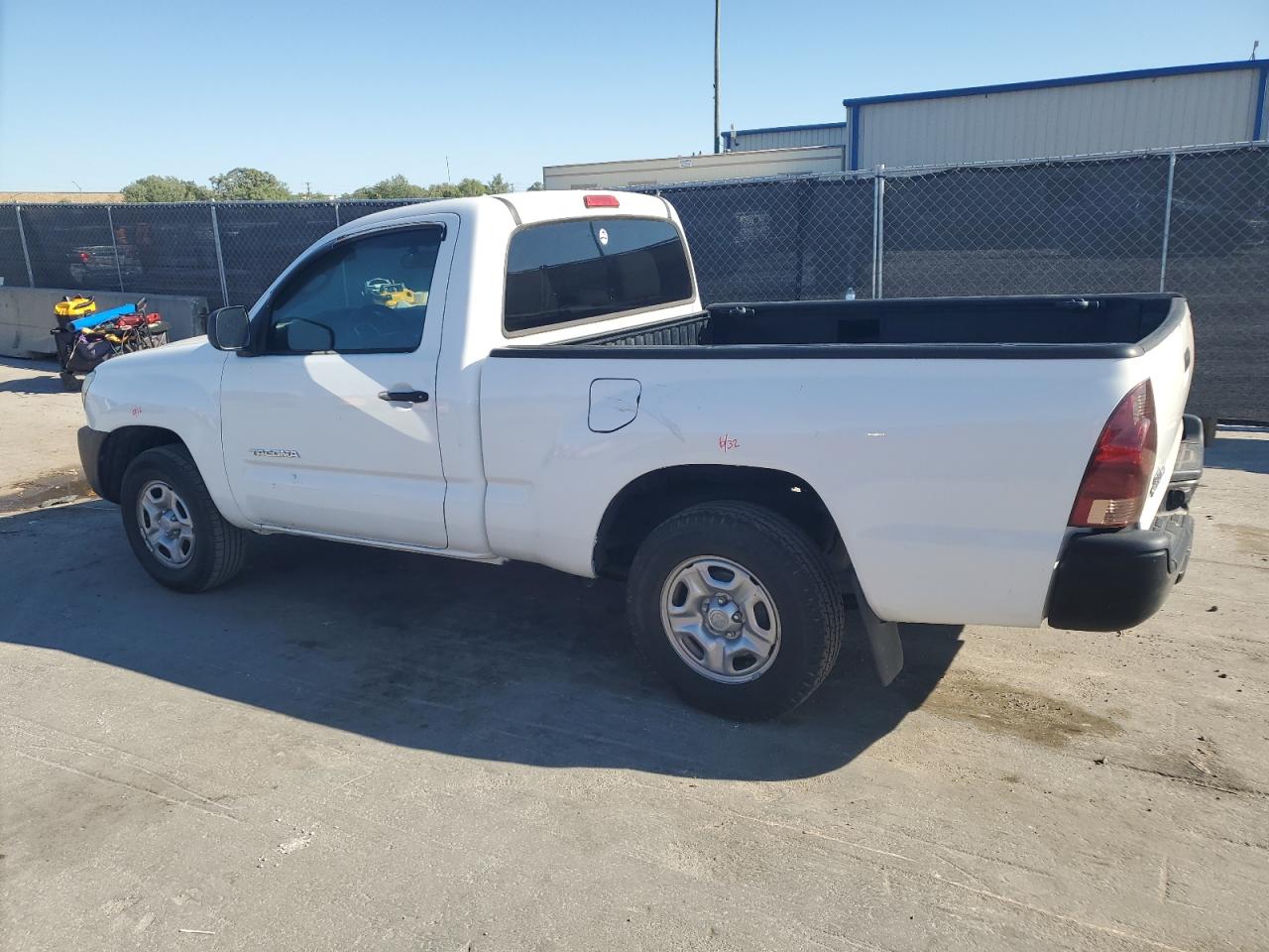 2005 Toyota Tacoma - Image 2