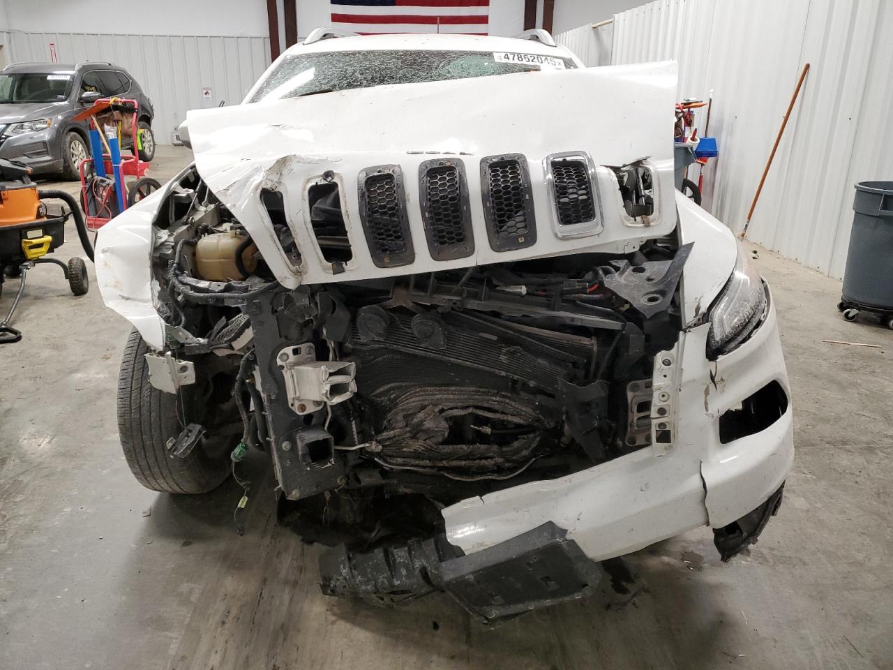 2015 Jeep Grand Cherokee - Image 5