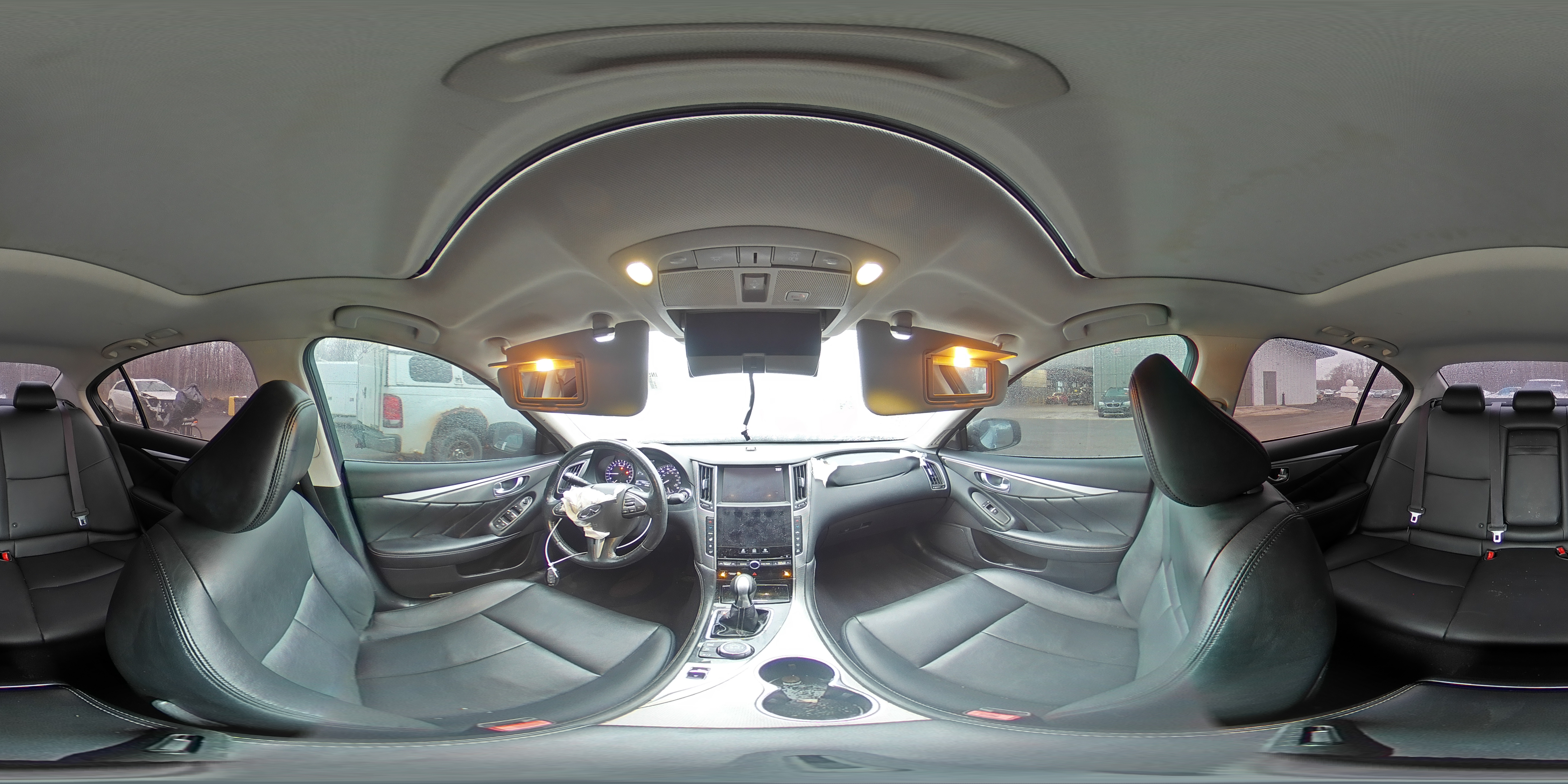 2015 Infiniti Q50 - Image 13