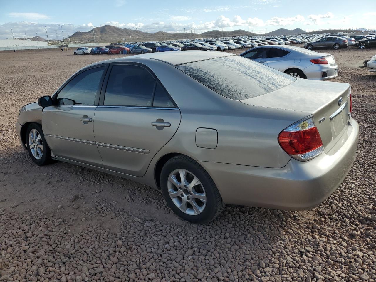 2006 Toyota Camry - Image 2