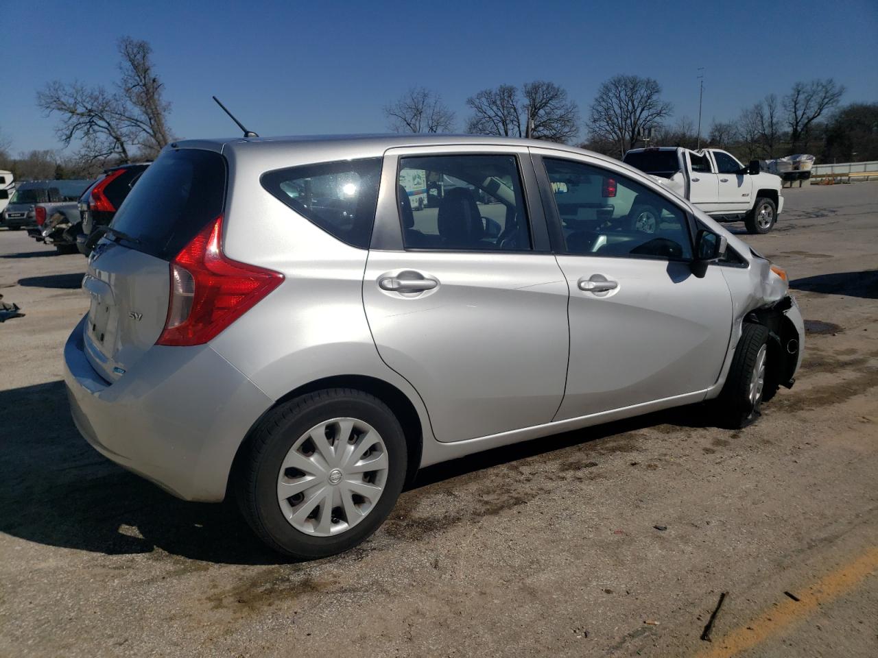 2015 Nissan Versa - Image 3