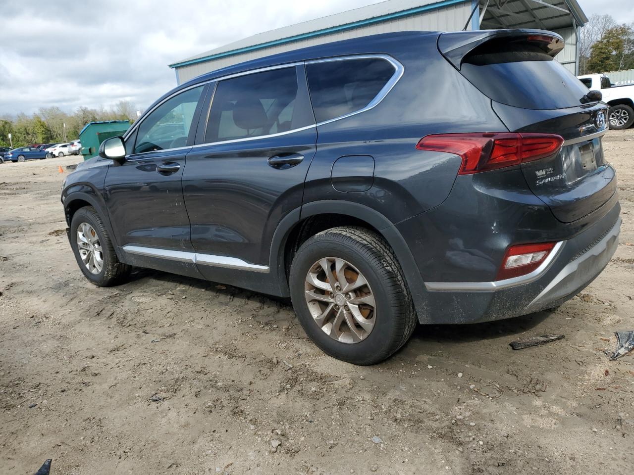 2020 Hyundai Santa Fe - Image 2