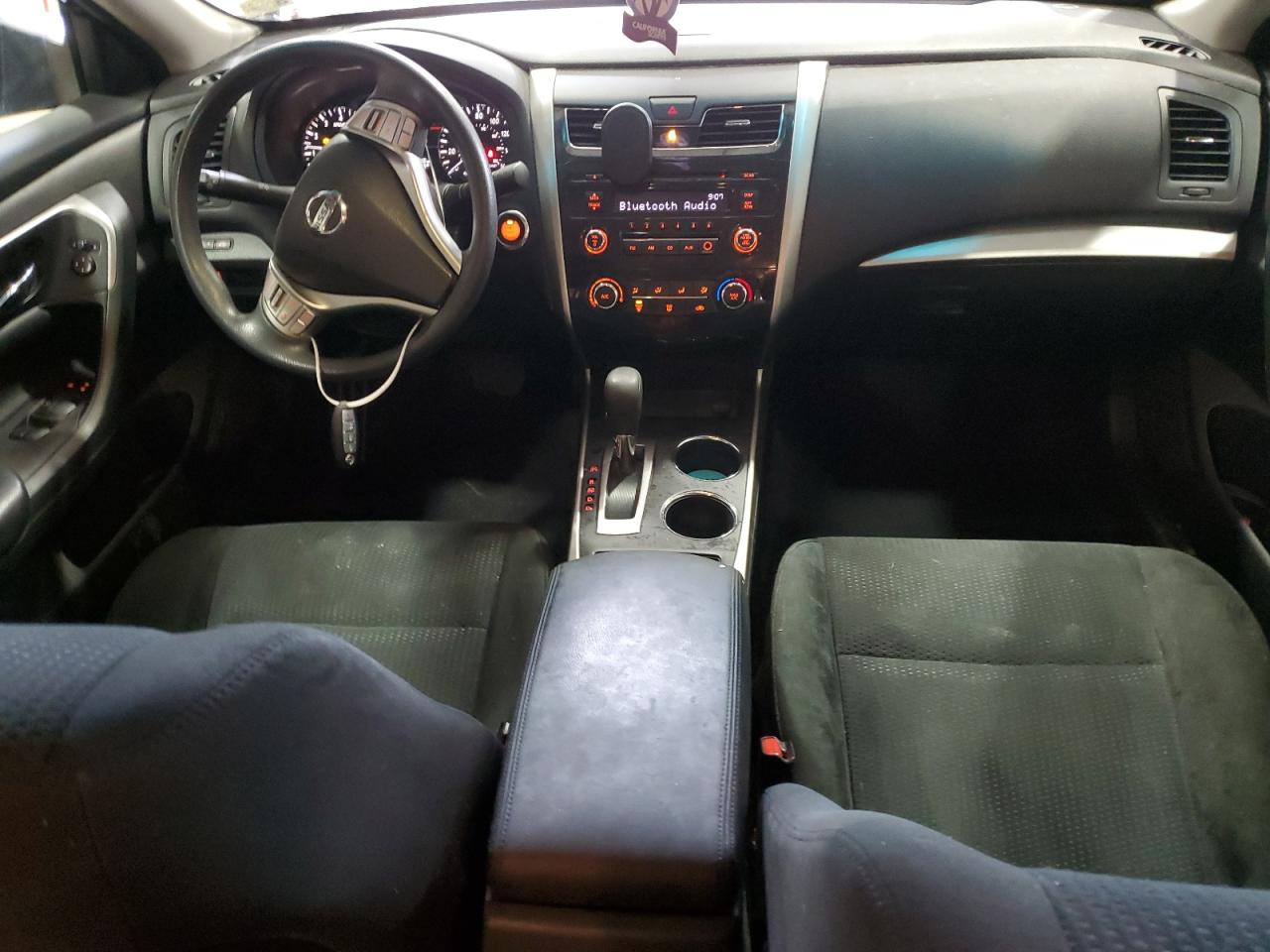 2015 Nissan Altima - Image 8