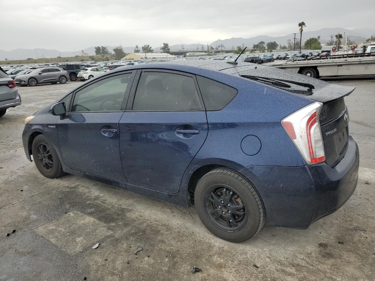 2012 Toyota Prius - Image 2