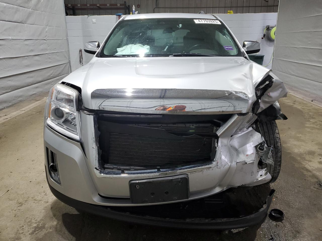2015 GMC Terrain - Image 5