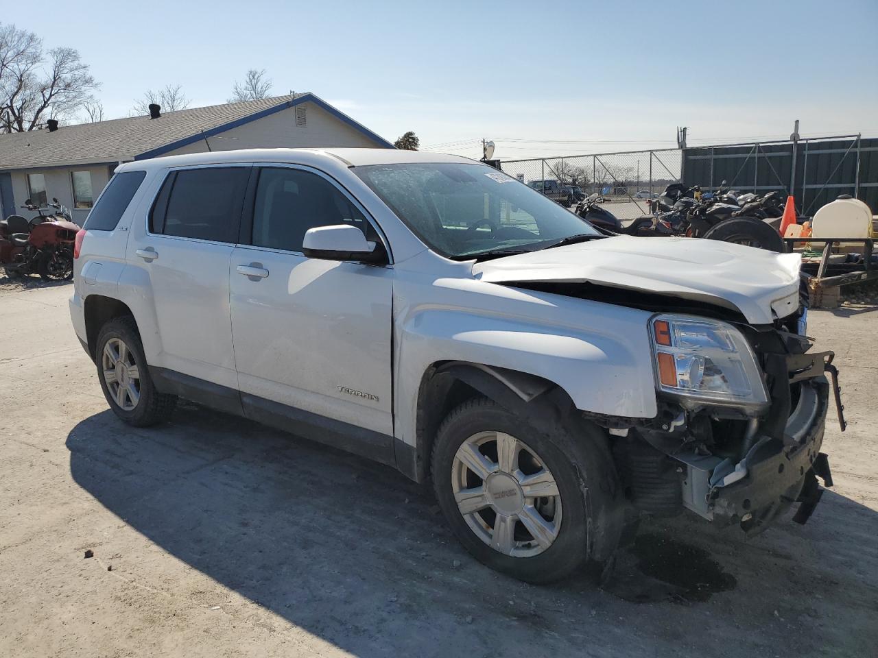 2016 GMC Terrain - Image 4