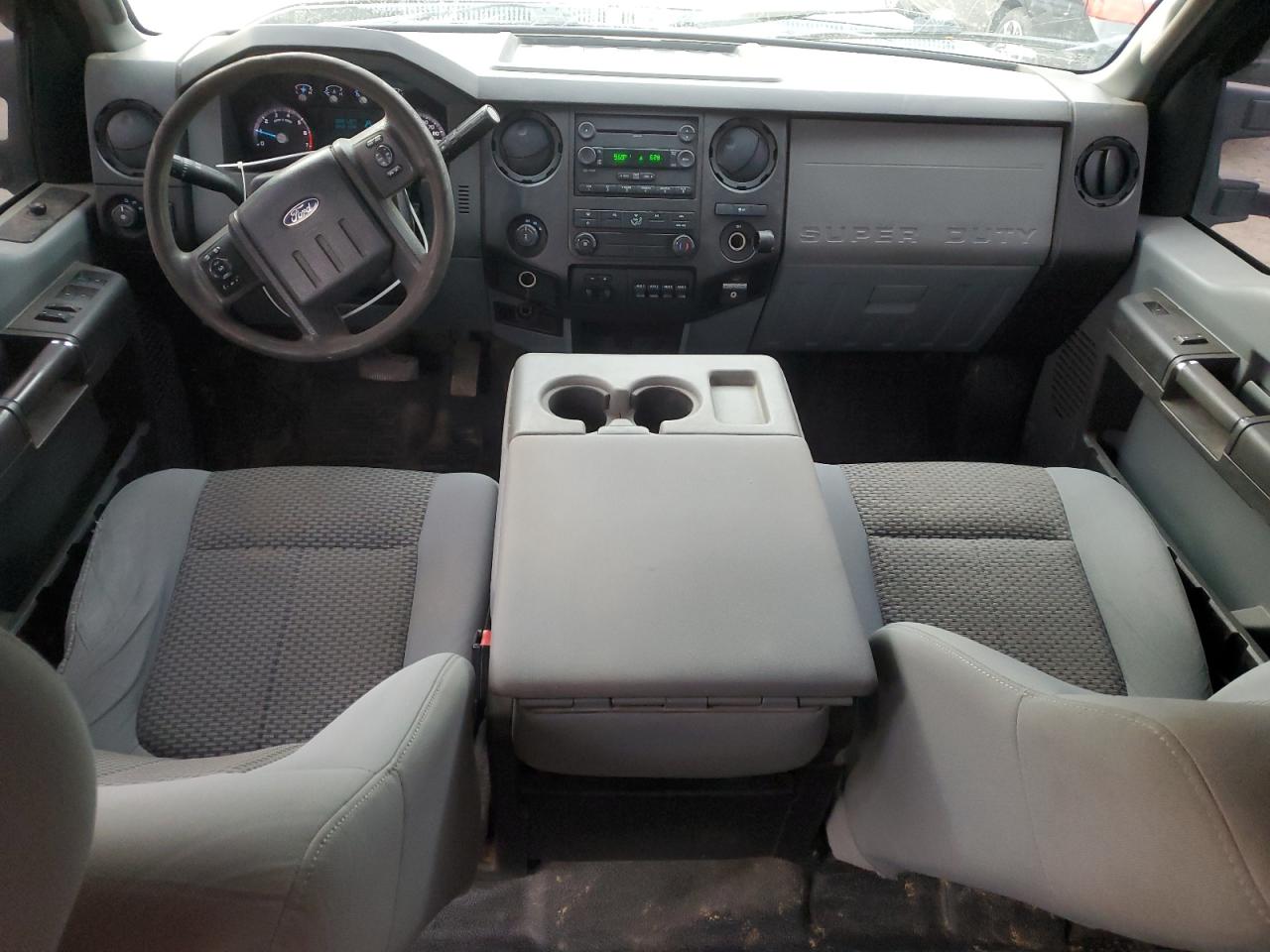 2011 Ford F250 - Image 8