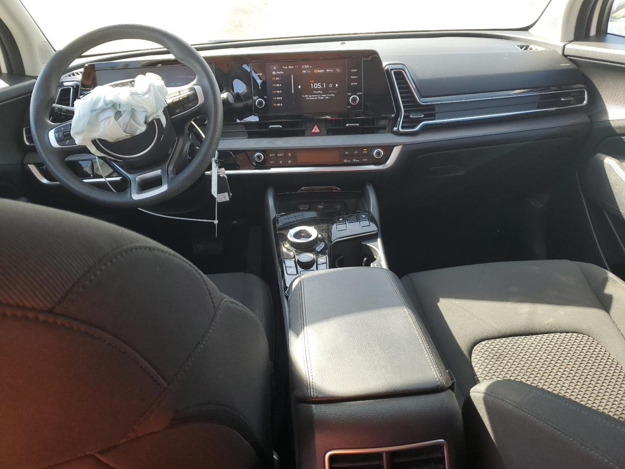 2023 Kia Sportage - Image 8