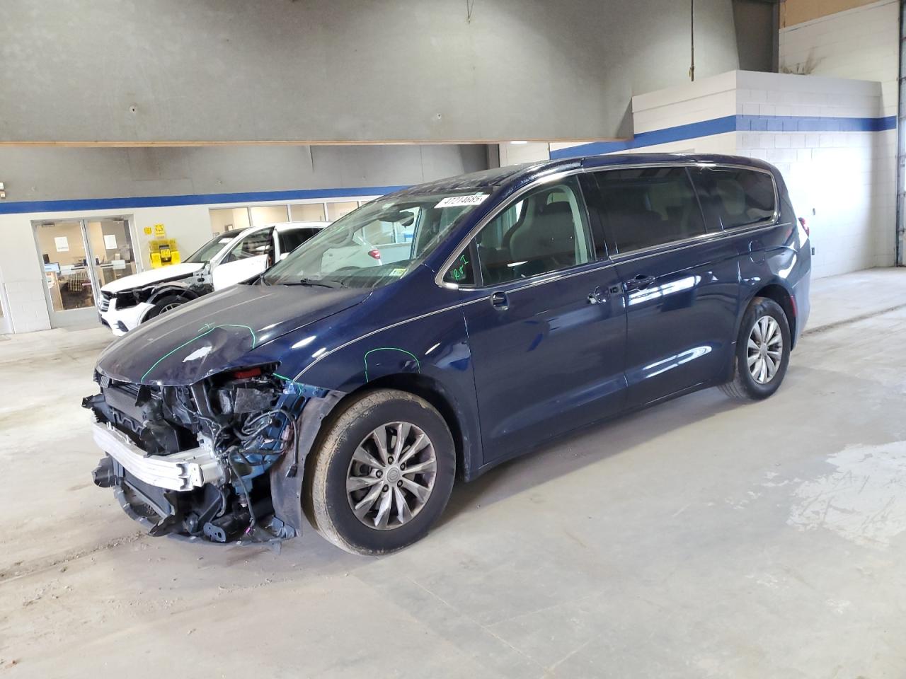 2017 Chrysler Pacifica - Image 1