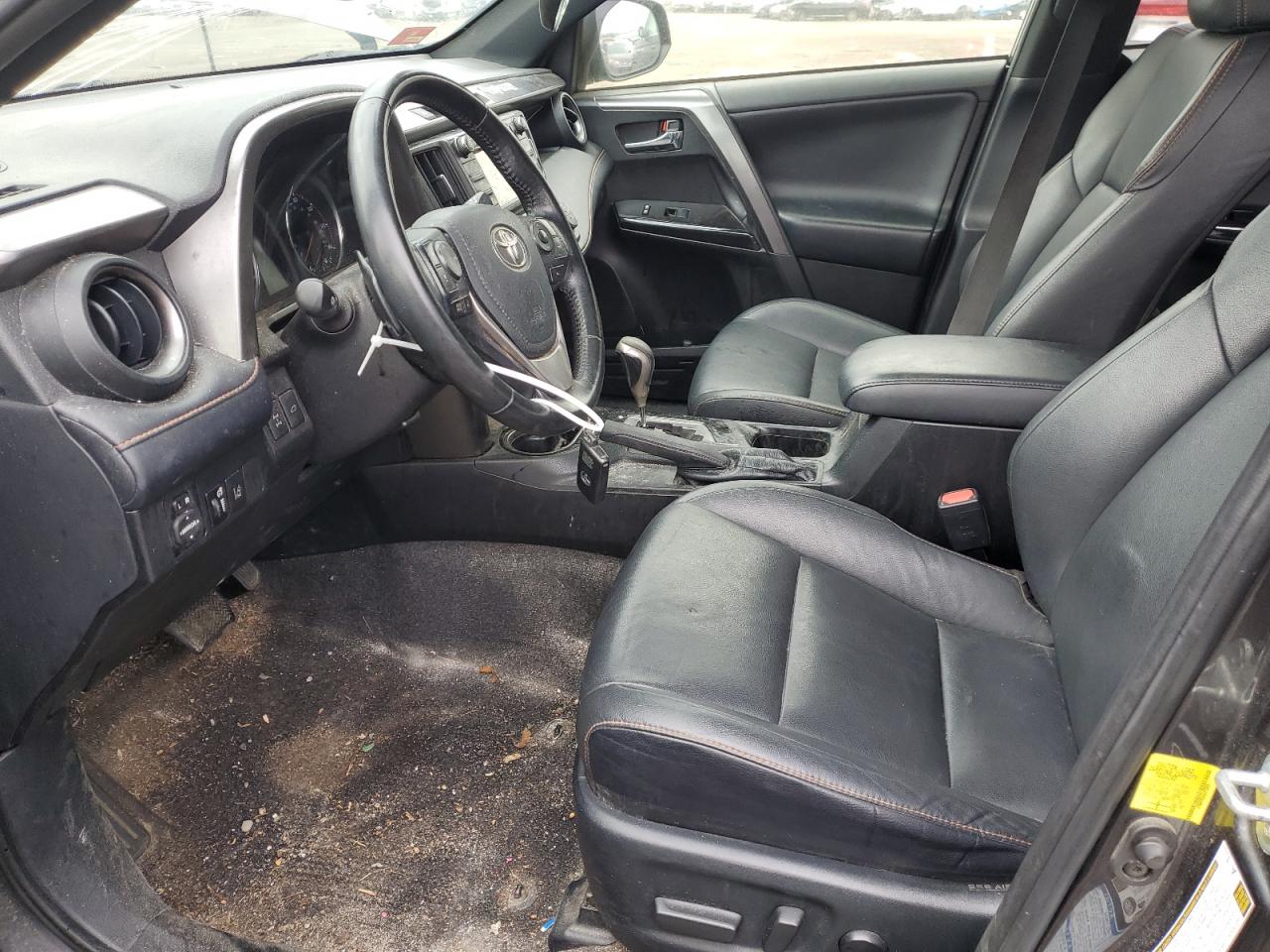 2018 Toyota RAV 4 - Image 7