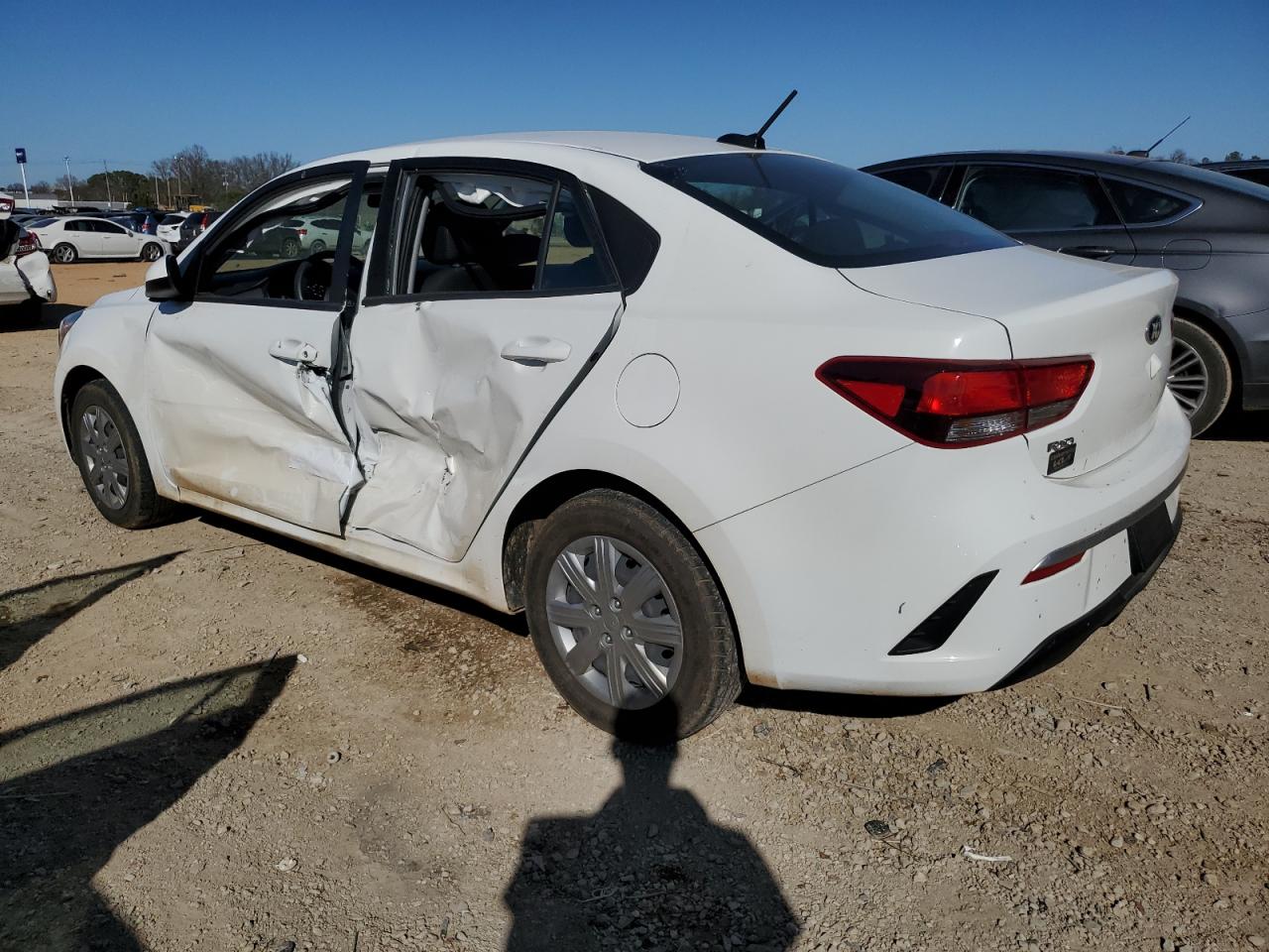 2021 Kia Rio - Image 2
