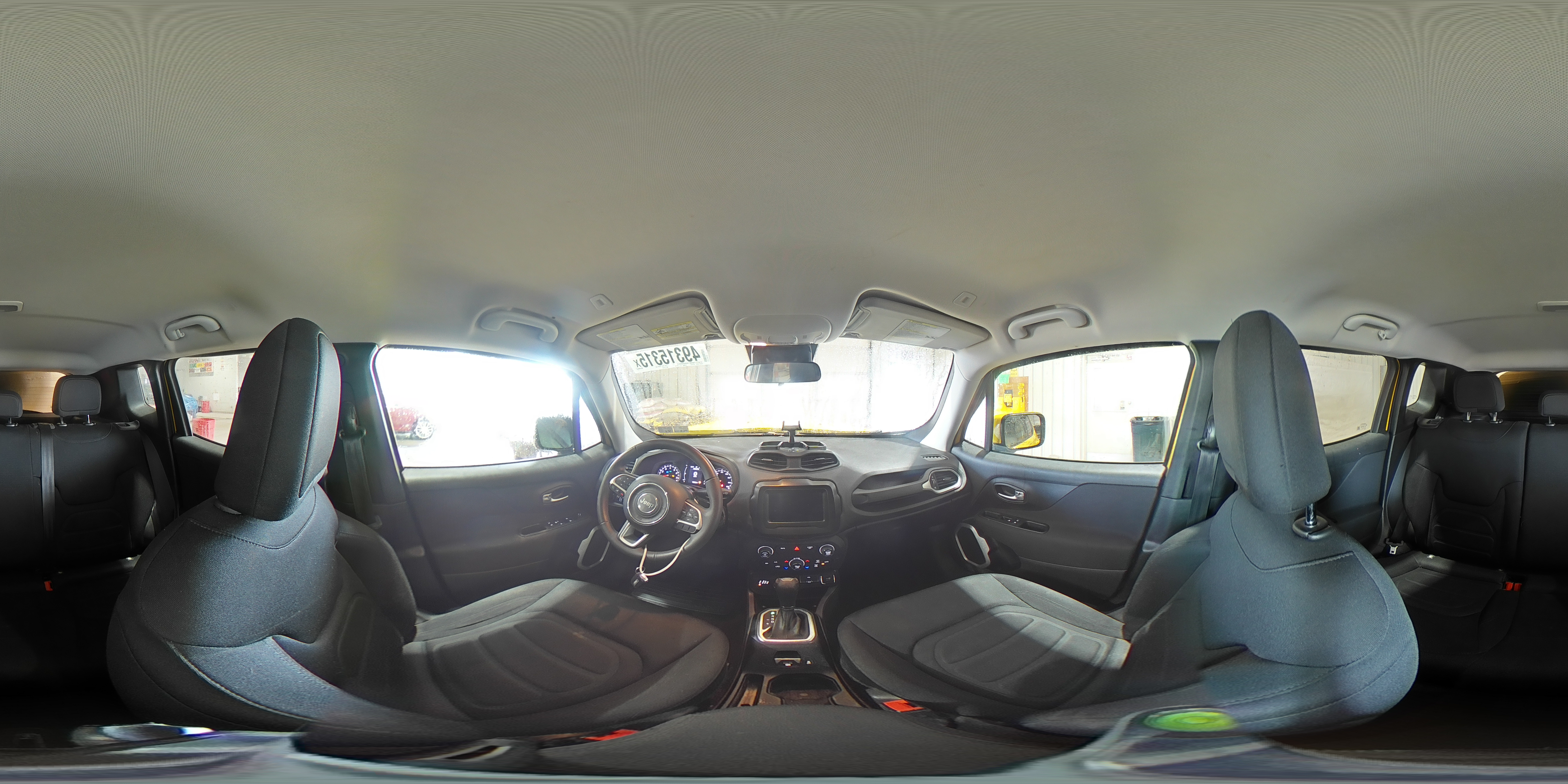 2019 Jeep Renegade - Image 15