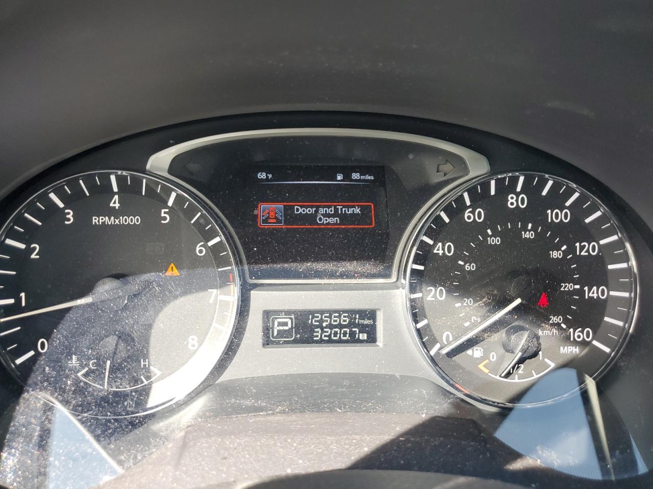 2015 Nissan Altima - Image 9