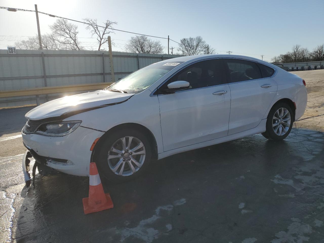 2015 Chrysler 200 C zu verkaufen in Lebanon, TN - Front End