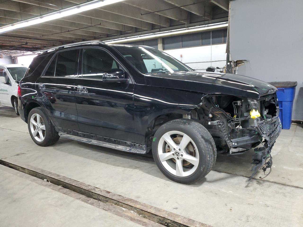 2017 Mercedes-Benz GLE - Image 4