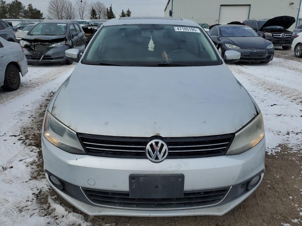 2014 Volkswagen Jetta - Image 5