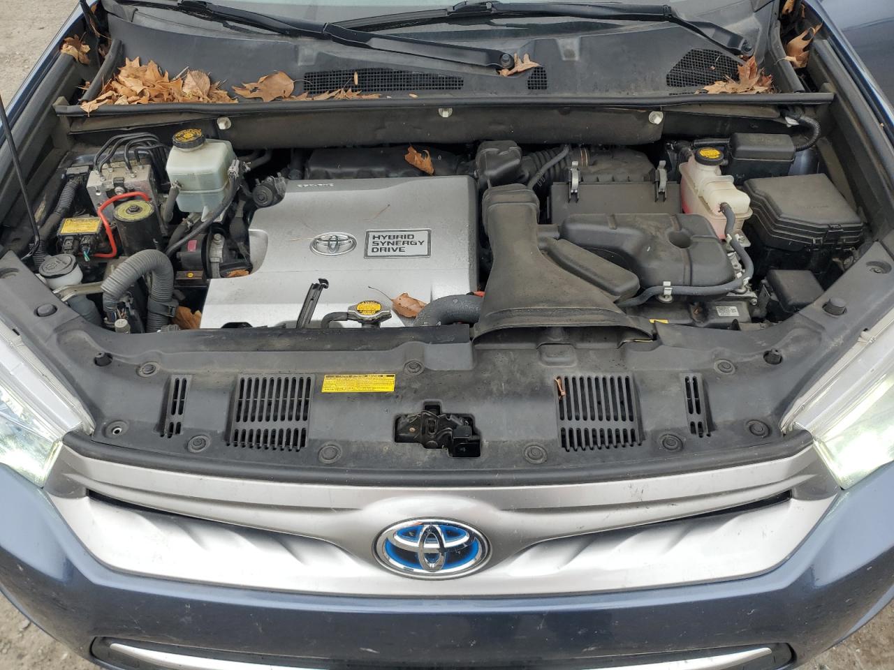 2013 Toyota Highlander - Image 12