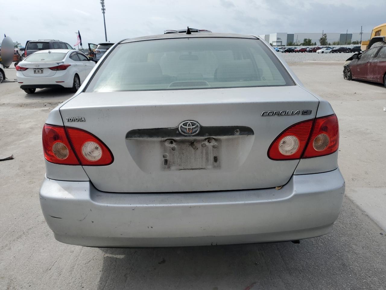 2005 Toyota Corolla - Image 6