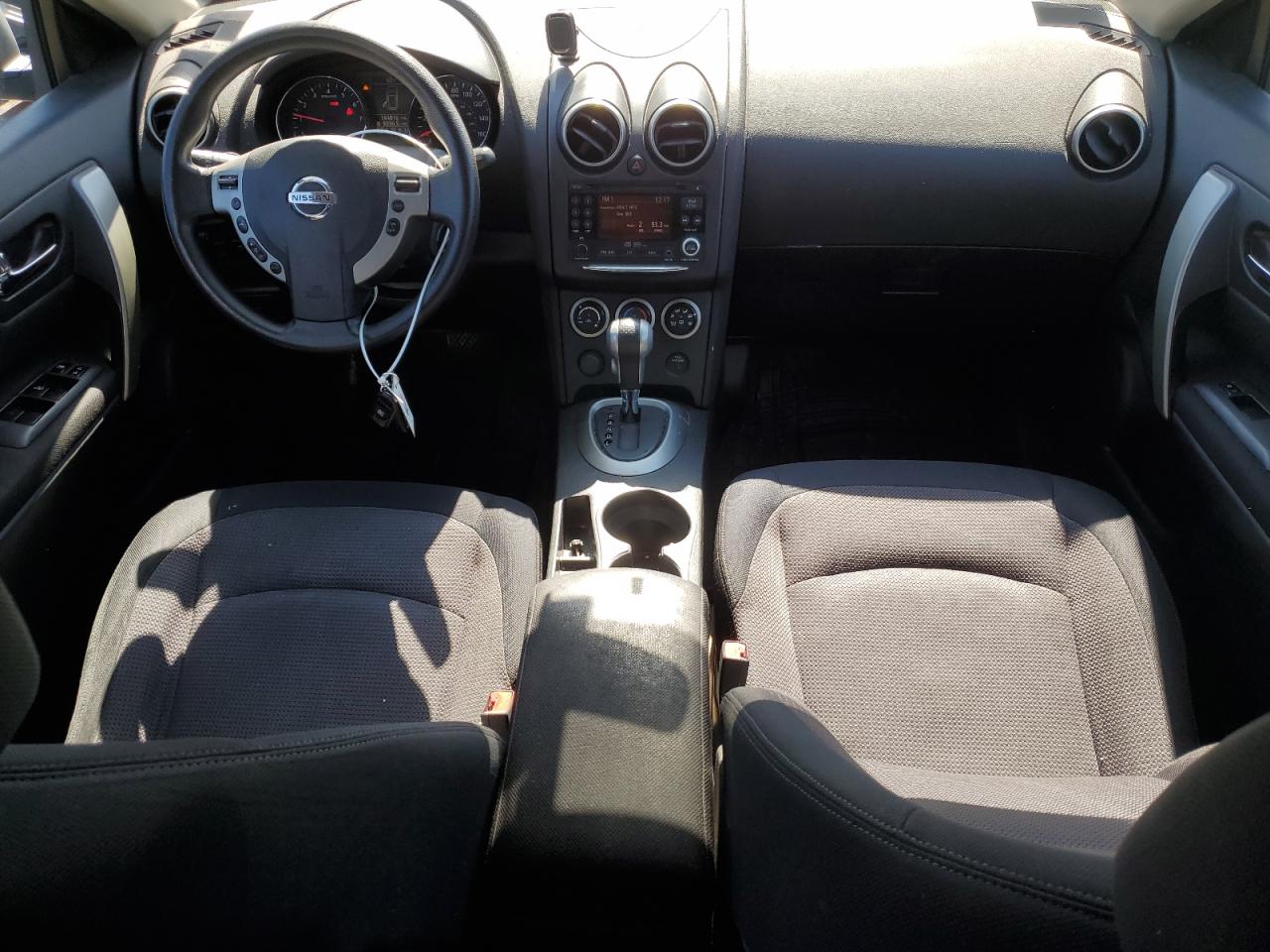2011 Nissan Rogue - Image 8