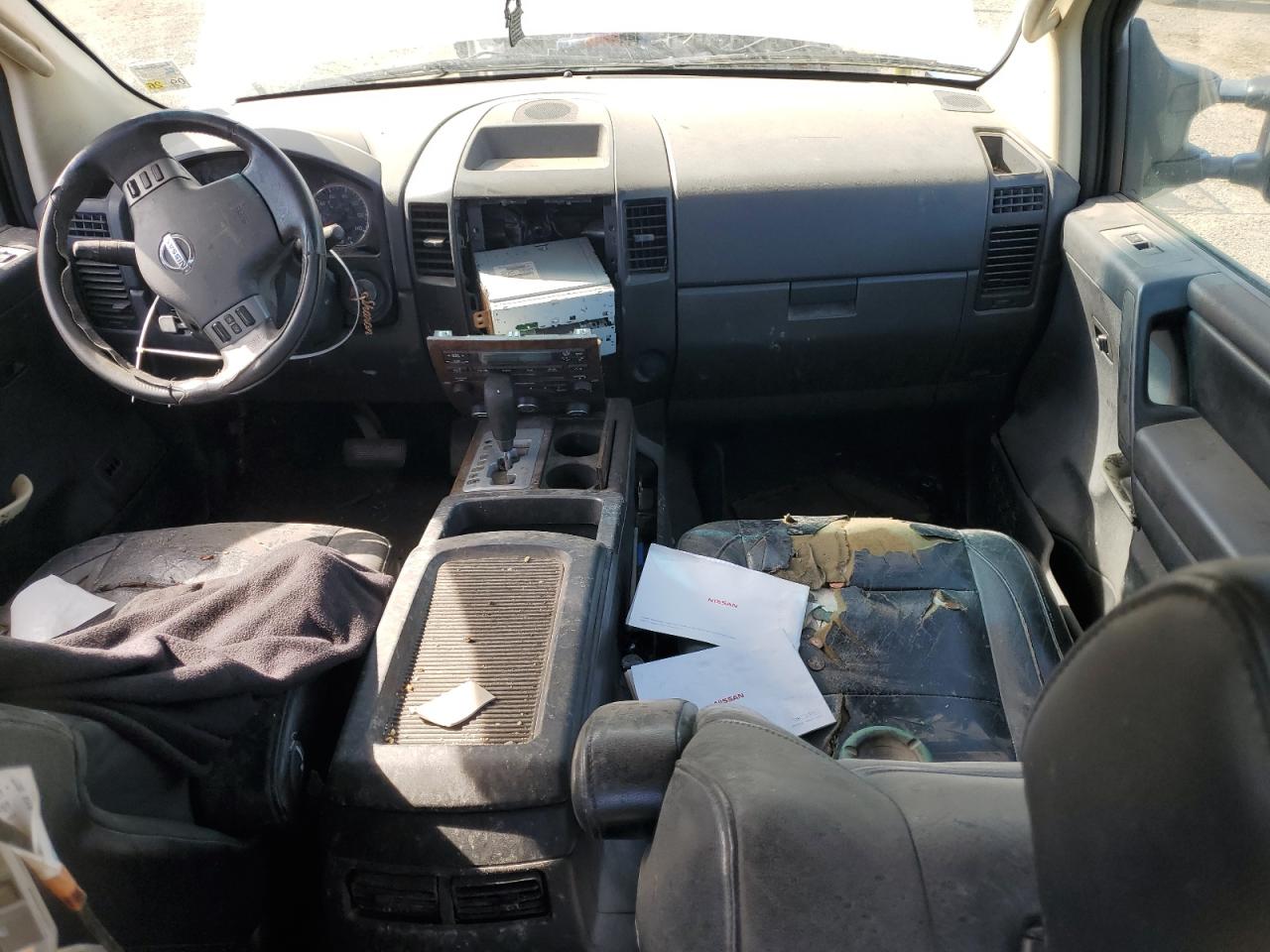 2008 Nissan Titan - Image 8