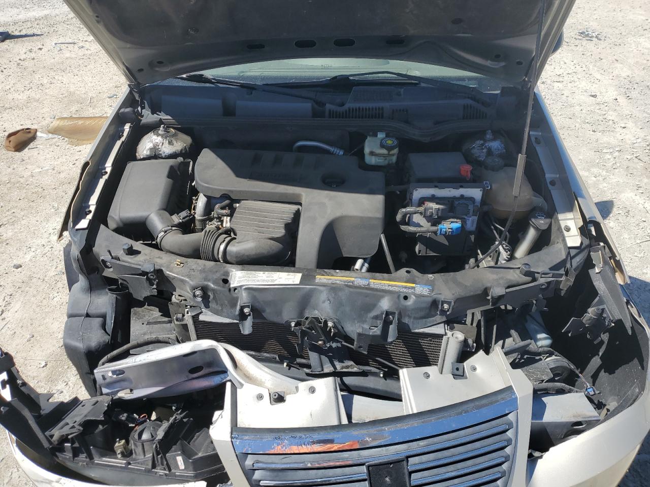 2005 Saturn ION - Image 13