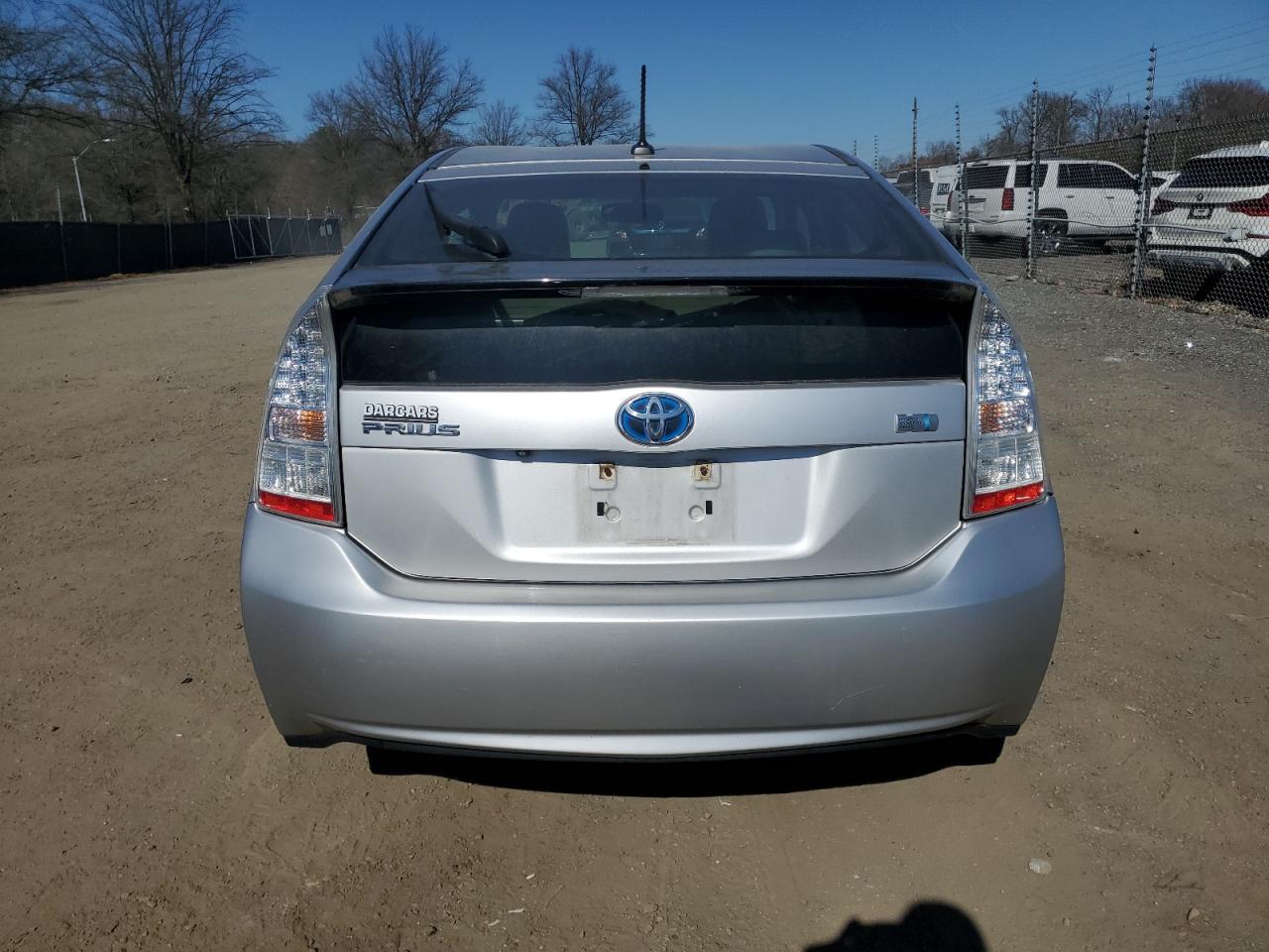 2010 Toyota Prius - Image 6