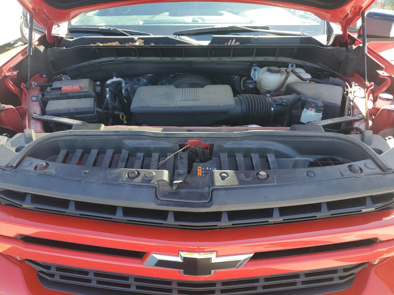 2022 Chevrolet Silverado - Image 11