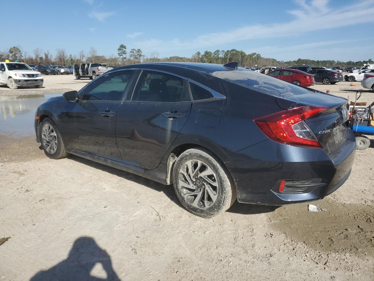 2018 Honda Civic - Image 2