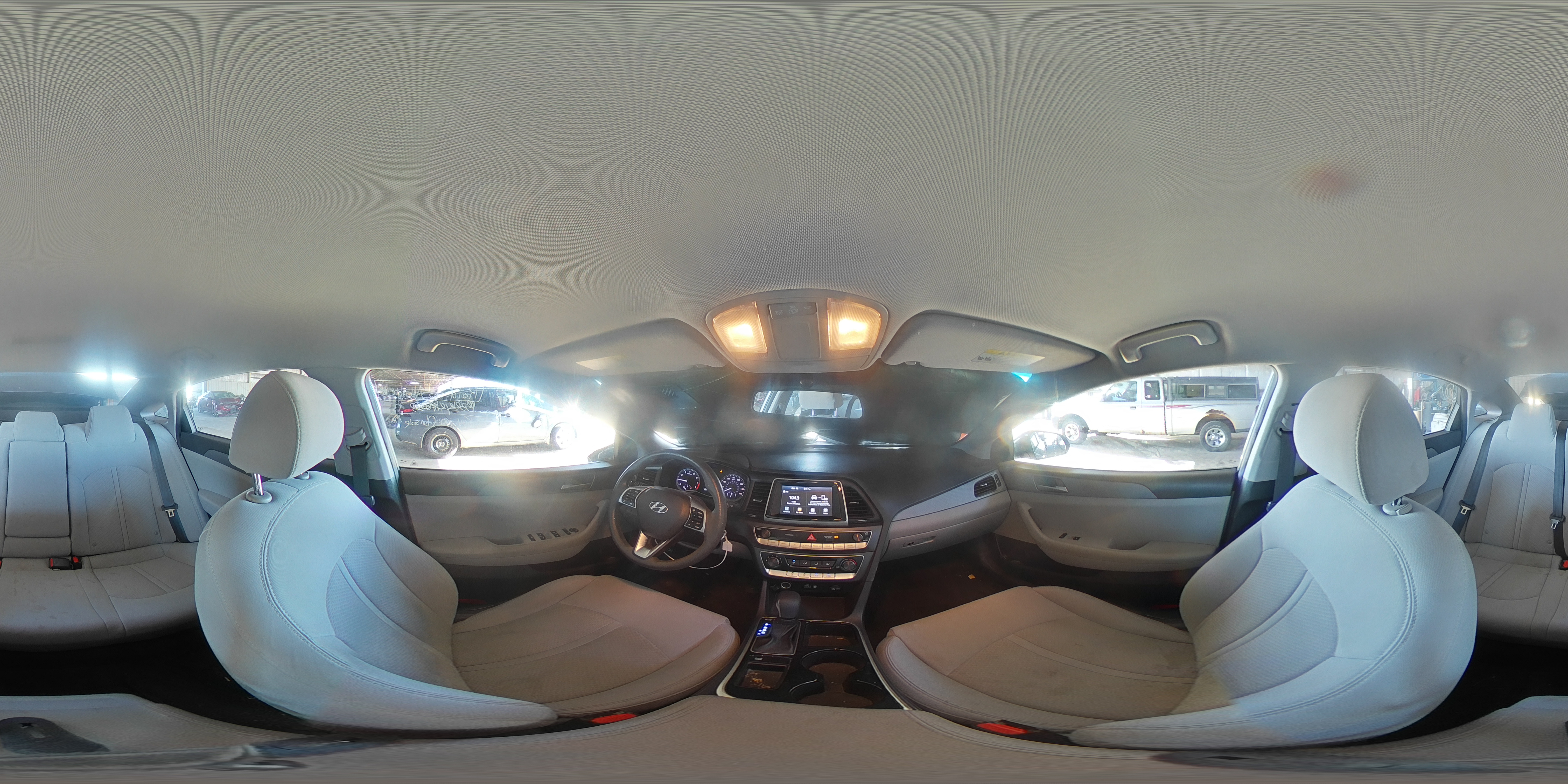 2019 Hyundai Sonata - Image 13
