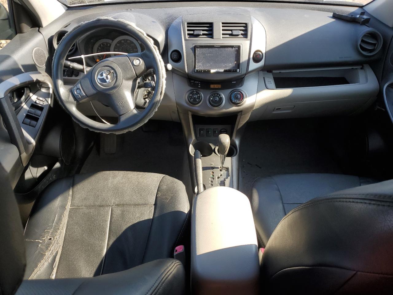 2012 Toyota RAV 4 - Image 8