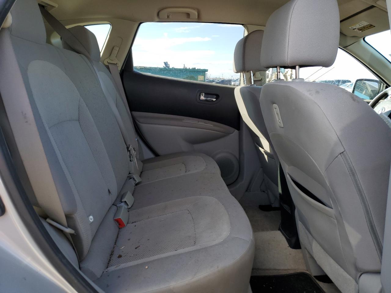 2012 Nissan Rogue - Image 11