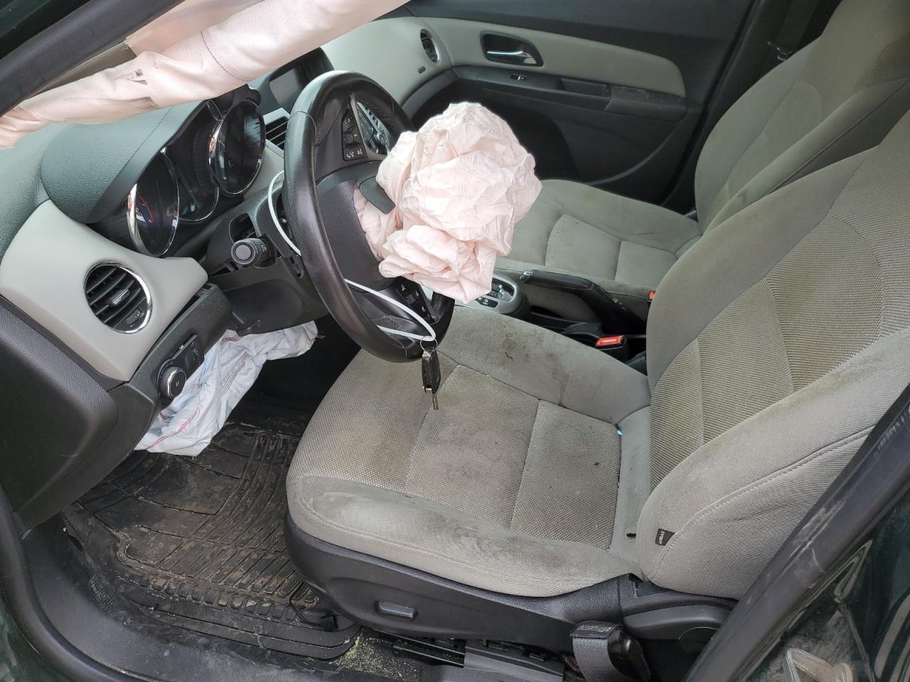 2014 Chevrolet Cruze - Image 7