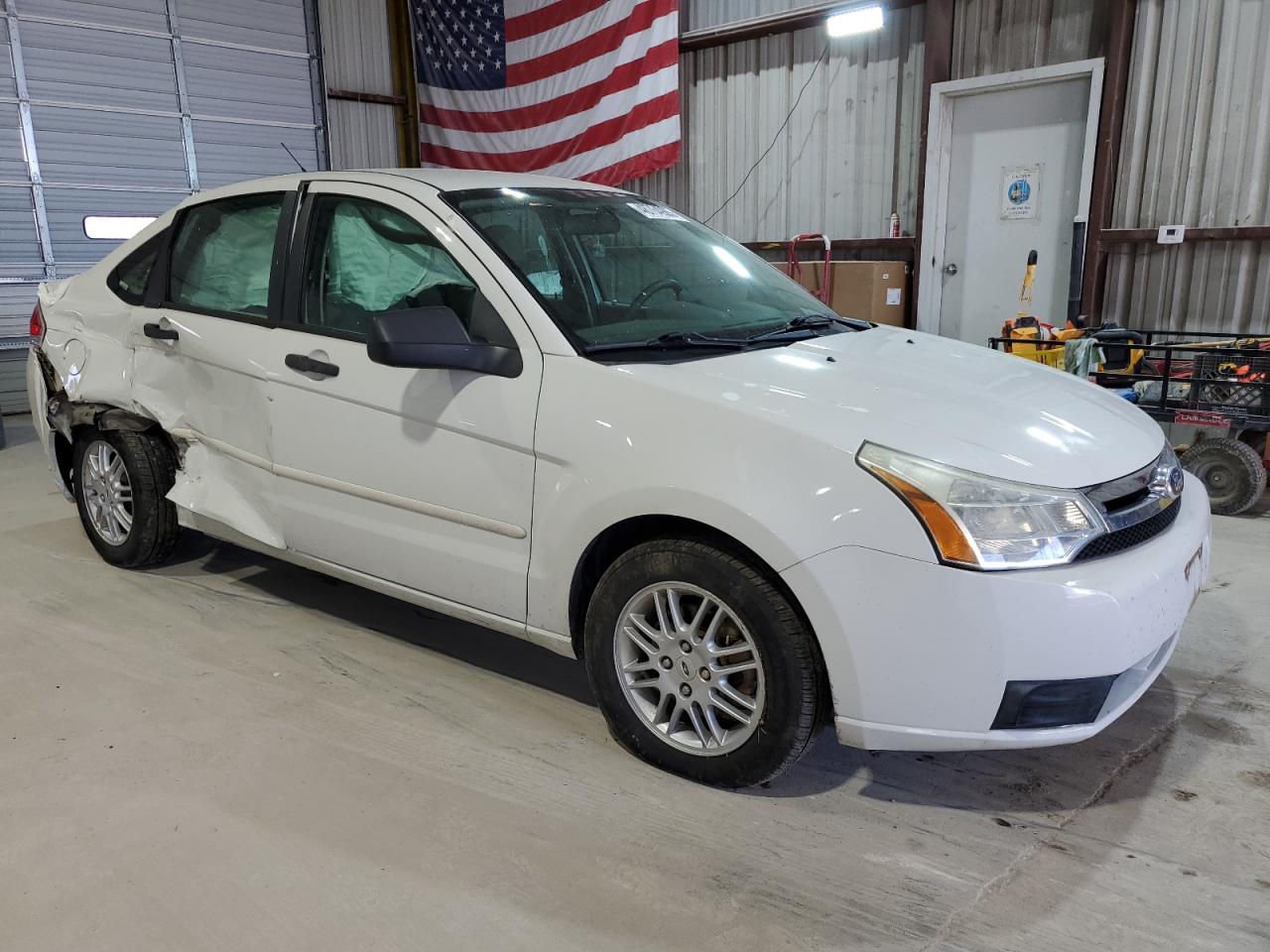 2010 Ford Focus - Image 4