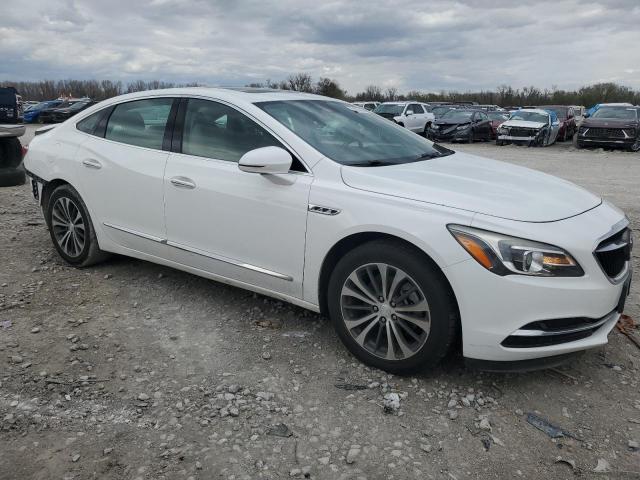  BUICK LACROSSE 2017 Білий