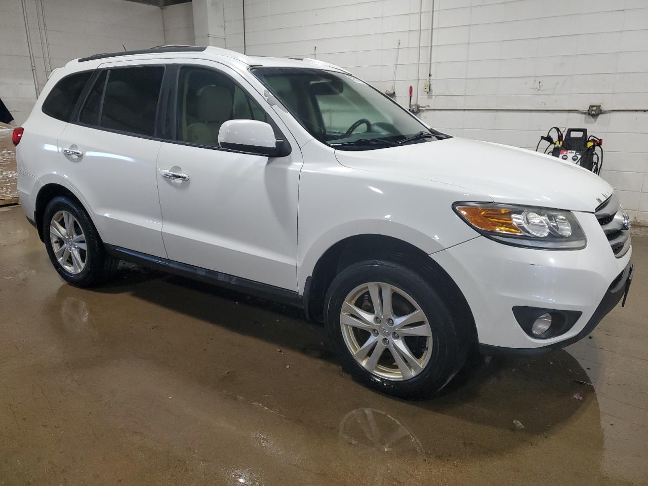 2012 Hyundai Santa Fe - Image 4