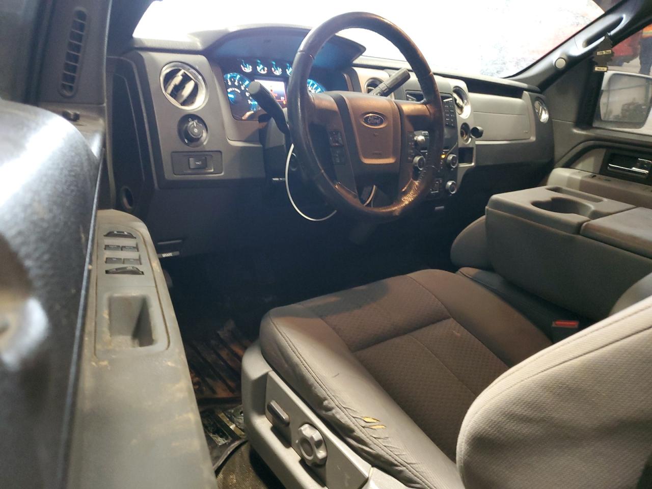2013 Ford F-150 - Image 8
